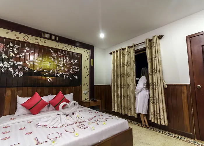 Baystone Hotel 3*