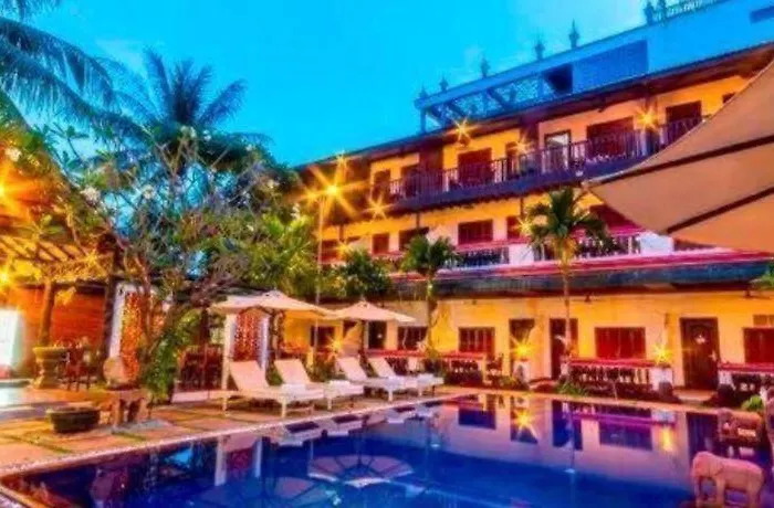 Baystone Hotel 3*